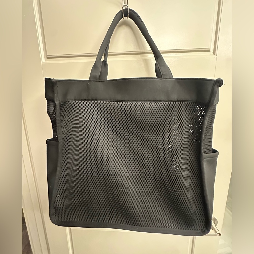 Target black mesh/neoprene beach bag